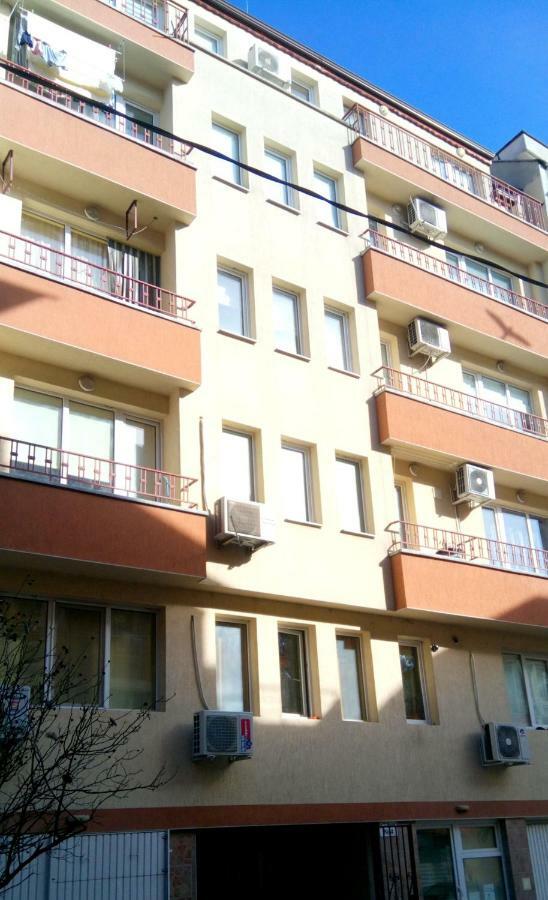 Central Studio Apartment - Varna City Exterior photo